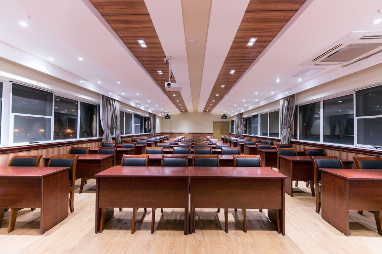 Ibis Nantong Qingnian Hotel Exterior foto